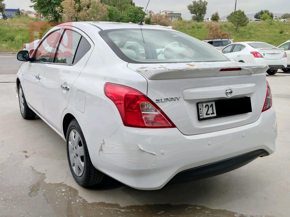 نيسان صني